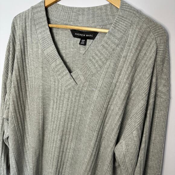 Andrew Marc Gray Soft V-Neck Ribbed Sweater Women's XL Knit - Picture 2 of 6